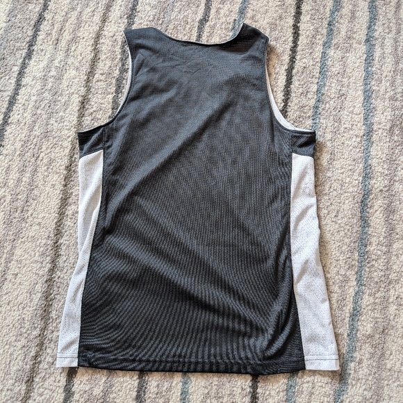 Nike Youth Large Reversible Athletic Pinnie - Picture 2 of 4
